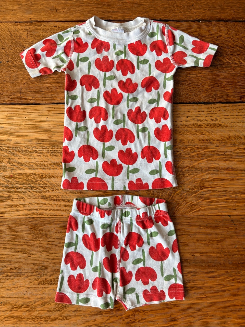 Hanna Andersson Red Tulip Print Short Sleeve Pajama Set
